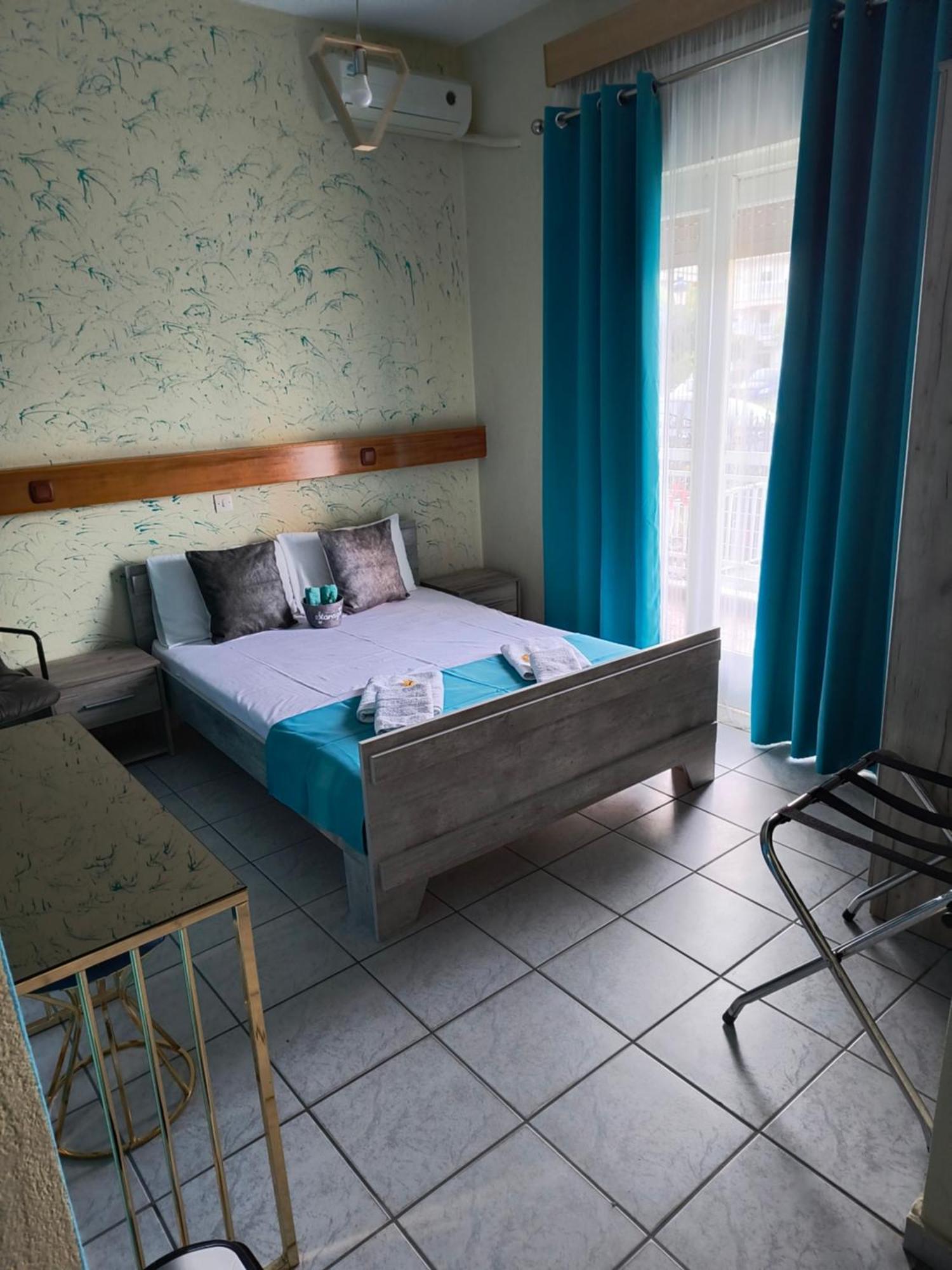 Amelies Apartments Paralia Katerinis Exterior photo